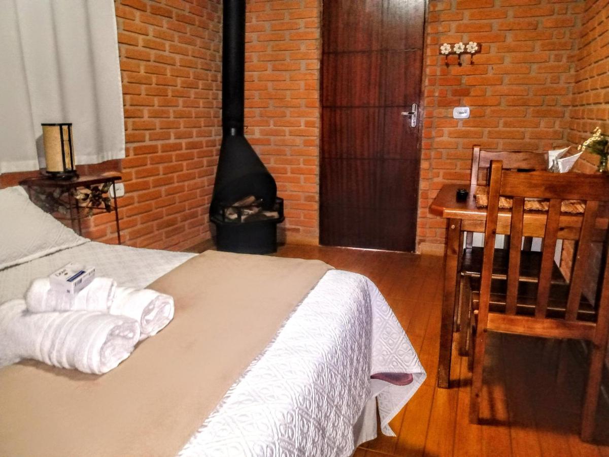 Pousada Refugio Sol E Brisa Sao Bento do Sapucai Ngoại thất bức ảnh