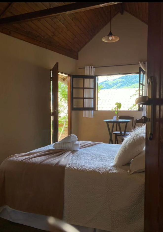 Pousada Refugio Sol E Brisa Sao Bento do Sapucai Ngoại thất bức ảnh
