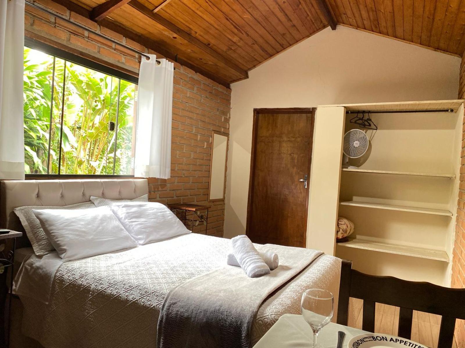 Pousada Refugio Sol E Brisa Sao Bento do Sapucai Ngoại thất bức ảnh