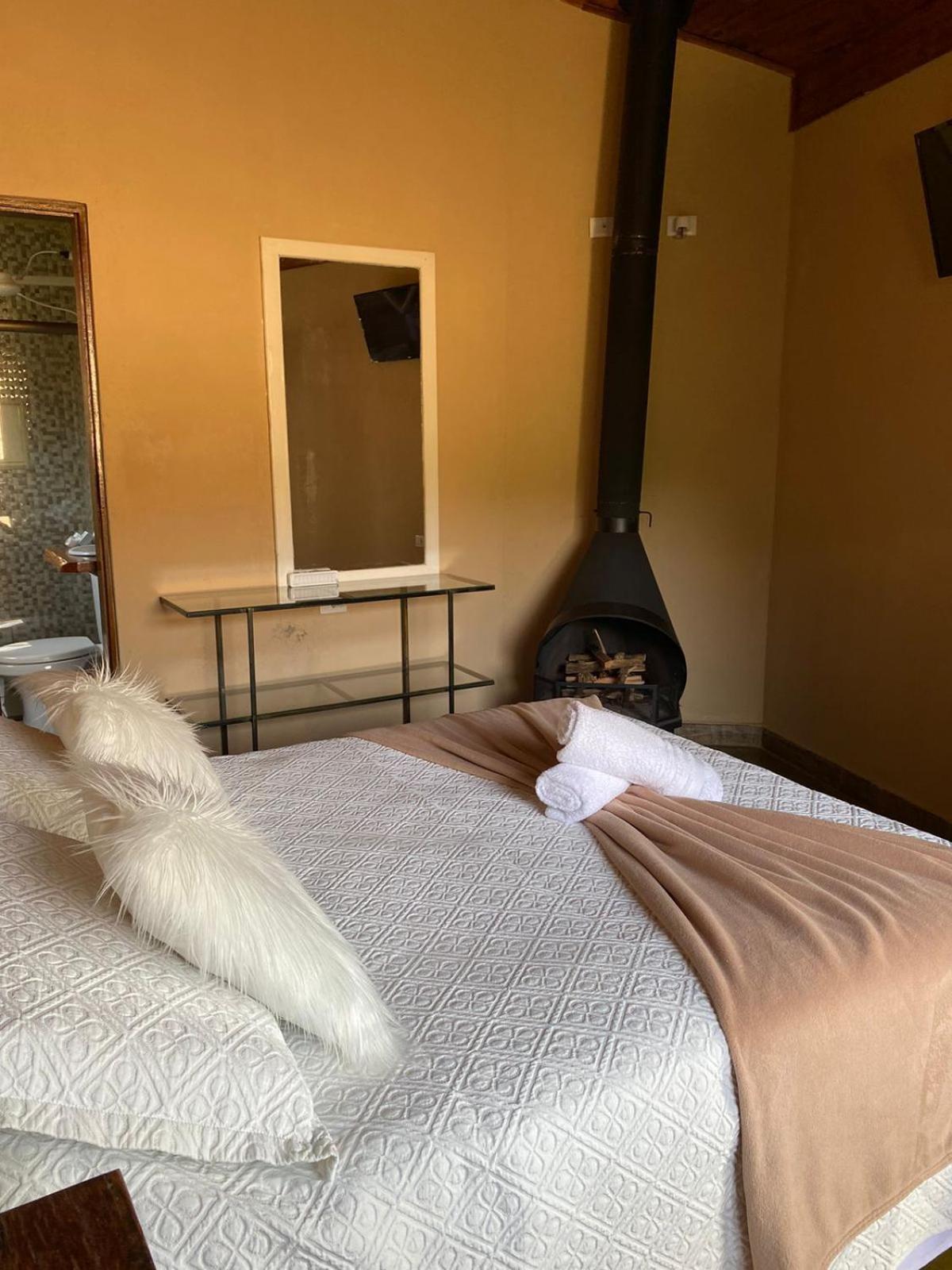 Pousada Refugio Sol E Brisa Sao Bento do Sapucai Ngoại thất bức ảnh