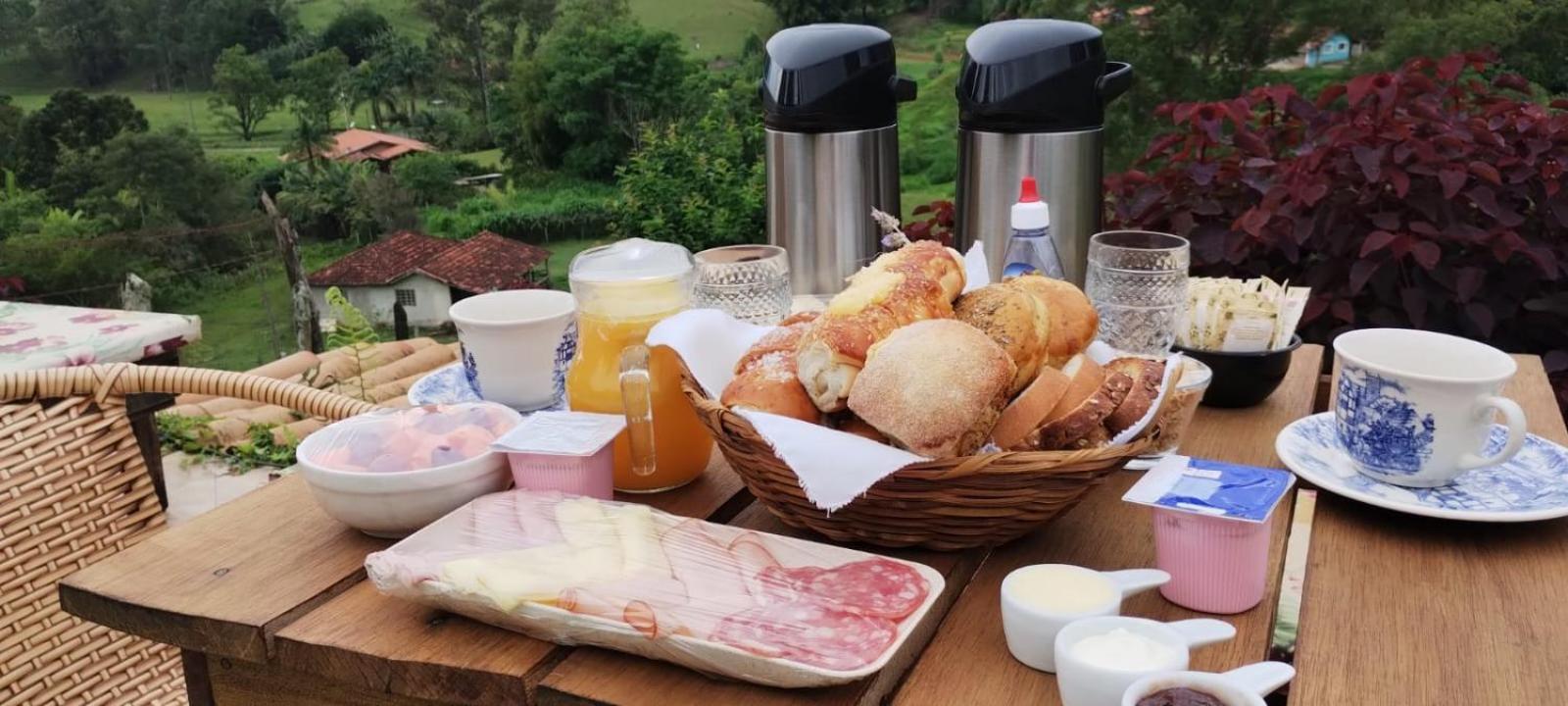Pousada Refugio Sol E Brisa Sao Bento do Sapucai Ngoại thất bức ảnh
