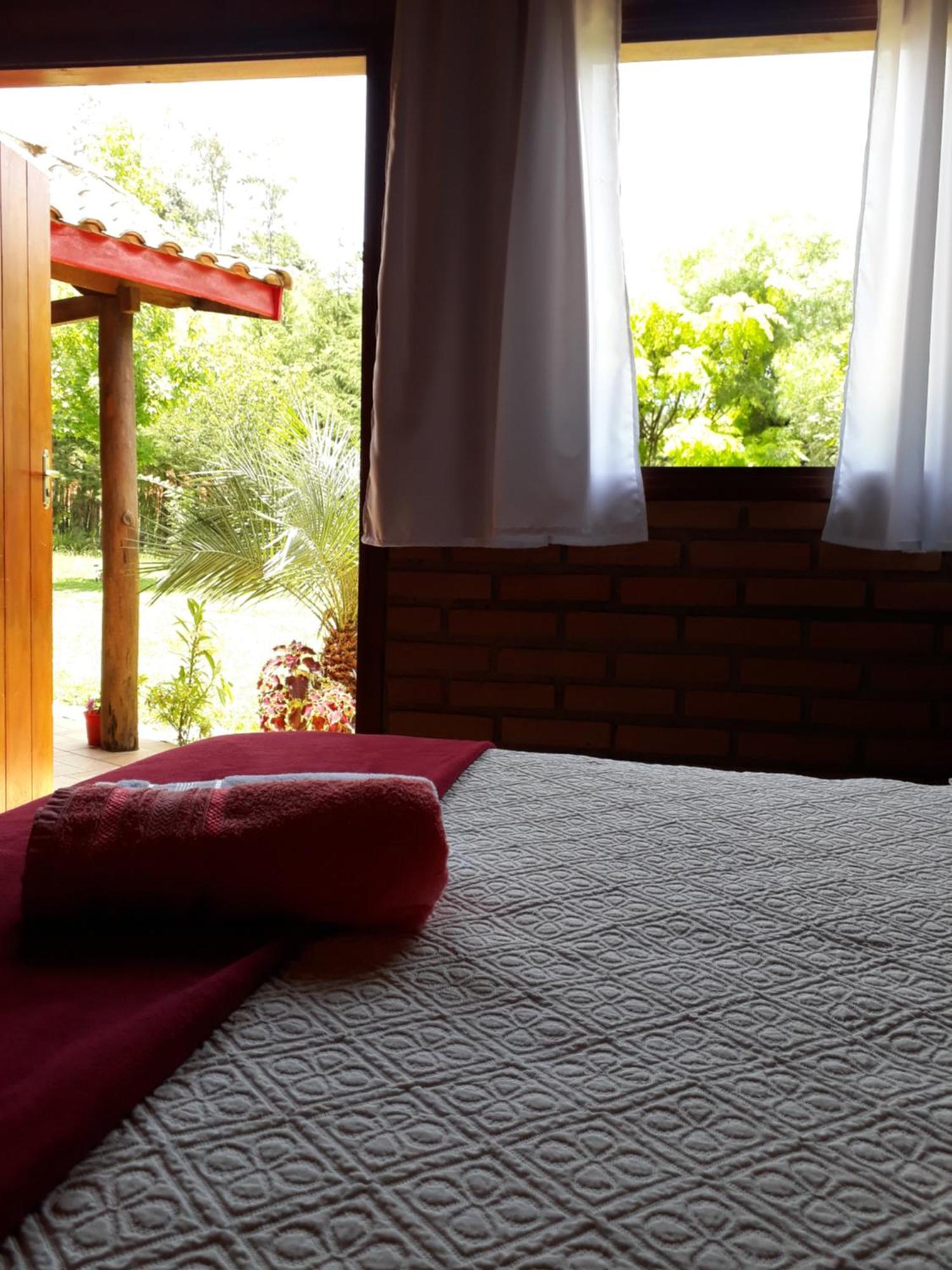 Pousada Refugio Sol E Brisa Sao Bento do Sapucai Ngoại thất bức ảnh